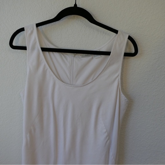 Tank dress in white linen - Picture 5 of 6